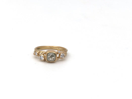 Bubbles ring